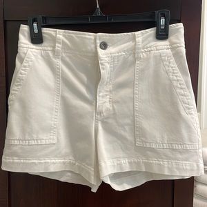 Bella Dahl Poppy Tencel Pocket Short - White